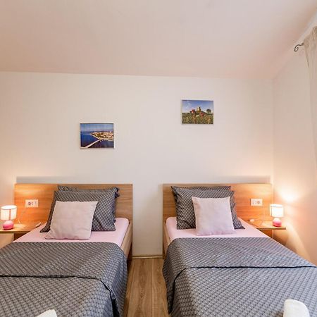 Holiday Home Aria Nin Exterior foto