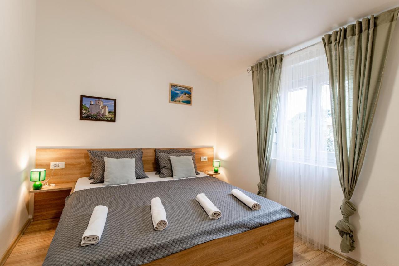 Holiday Home Aria Nin Exterior foto
